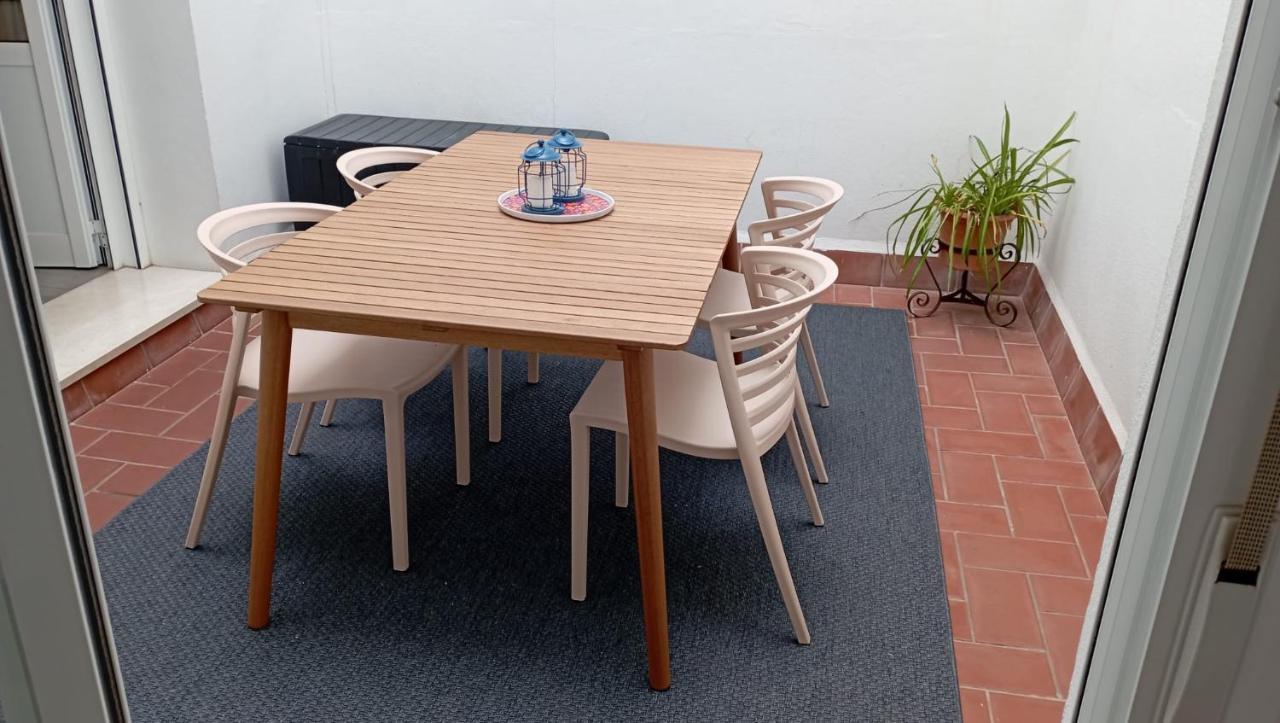 Apartamento En El Casco Antiguo En Plena Alameda Sevilla Exteriör bild